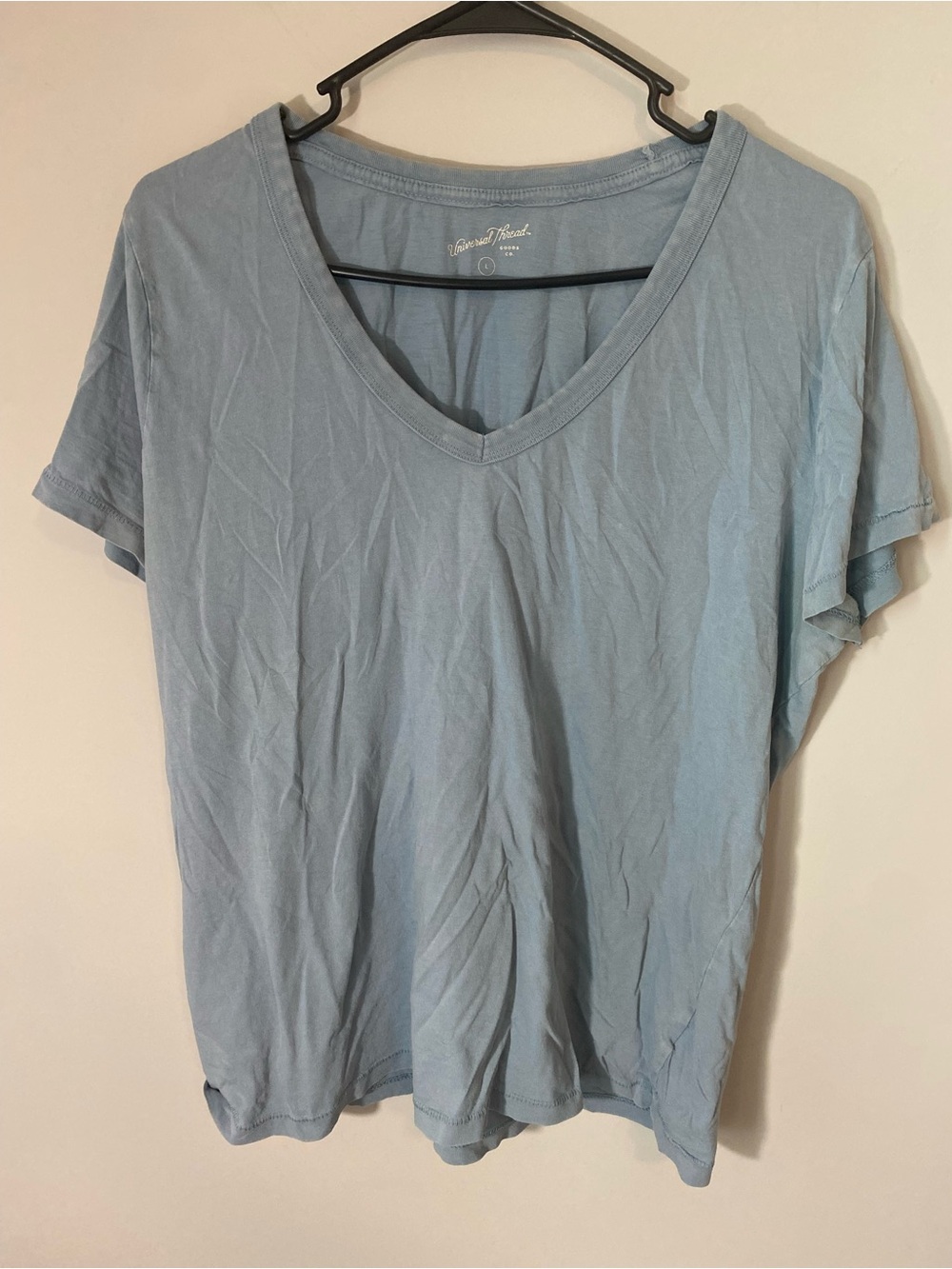 Universal Thread Light Blue V-Neck Short Sleeve Tee